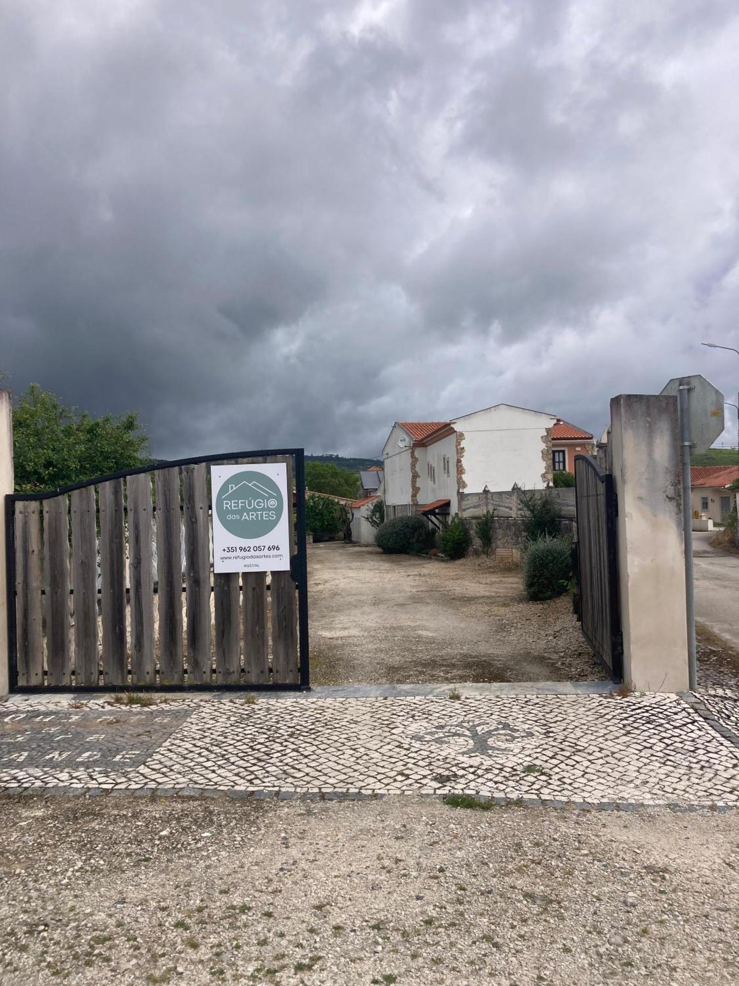 Refugio Das Artes Guesthouse Porto de Mos  Bagian luar foto