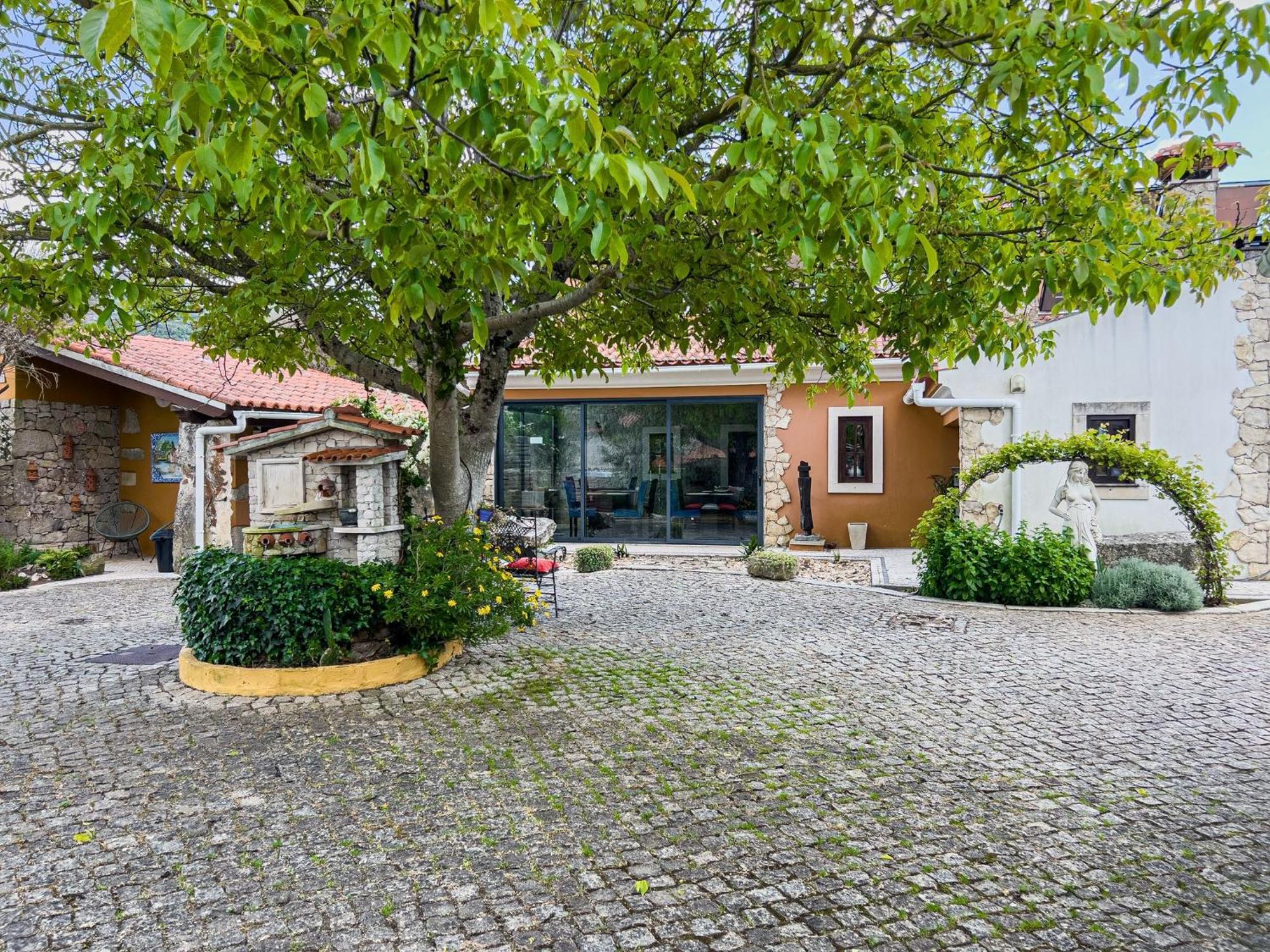 Refugio Das Artes Guesthouse Porto de Mos  Bagian luar foto
