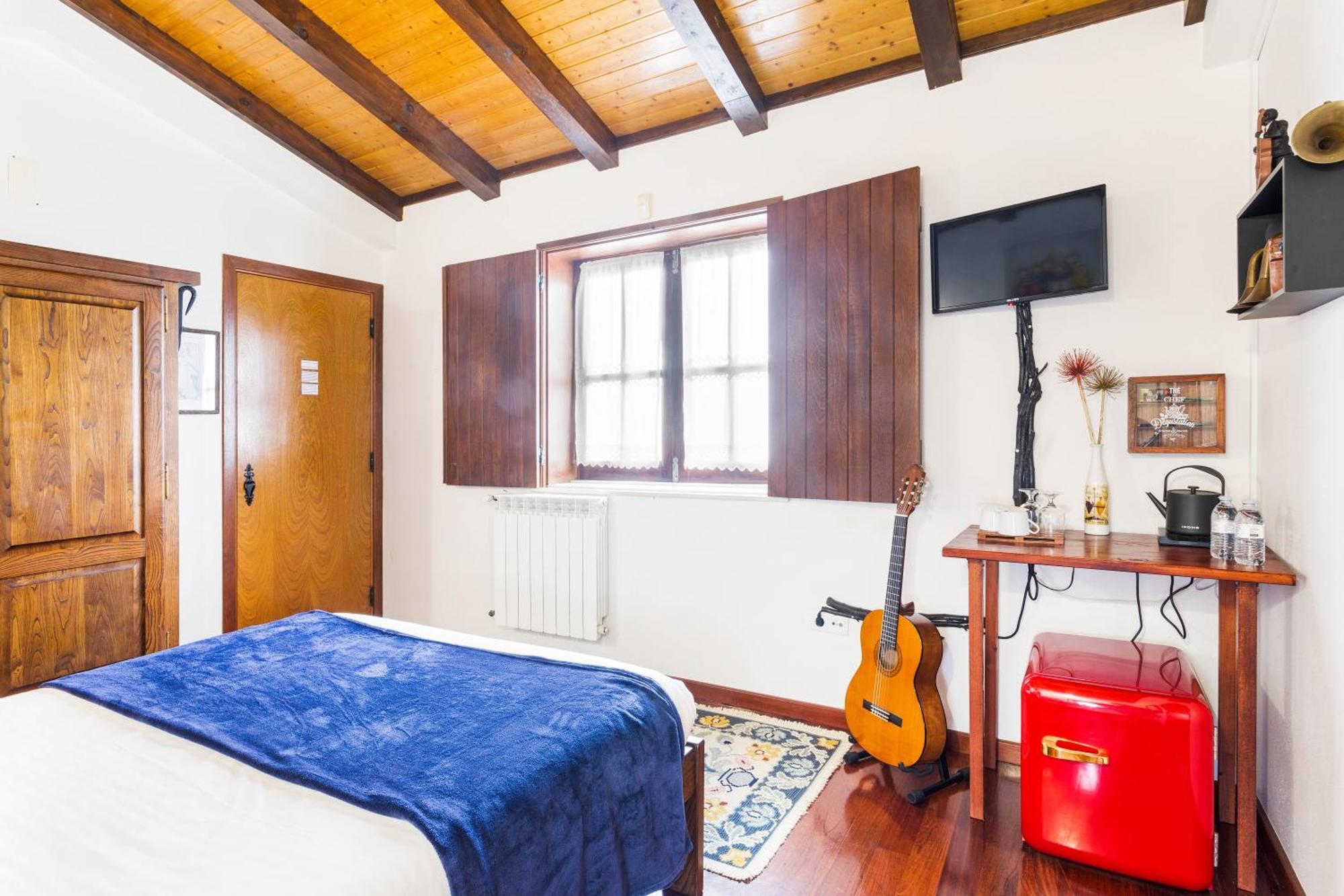 Refugio Das Artes Guesthouse Porto de Mos  Bagian luar foto